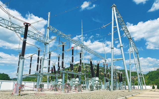 国网咸阳供电公司 确保高压输电线路安全运行